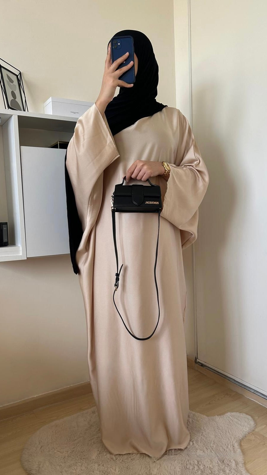 Robe satinée